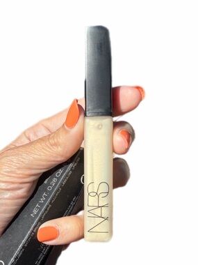 Nars Lip Gloss – Albatross